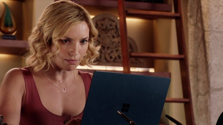Microsoft Surface Laptop Used by Perdita Weeks as Juliet Higgins in Magnum P.I. Season 2 Episode 10 (2)