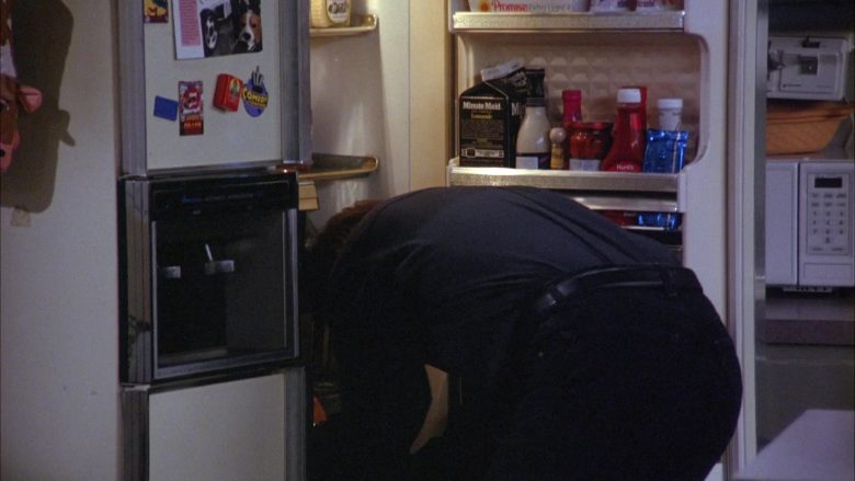 Minute Maid Lemonade in Seinfeld Season 6 Episode 17 The Kiss Hello
