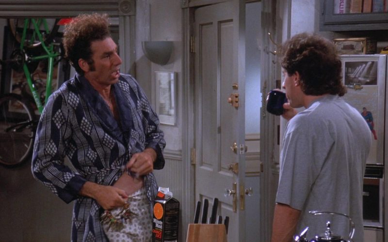 Minute Maid Orange Juice in Seinfeld Season 7 Episode 3 The Maestro (2)