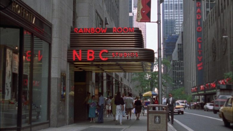 NBC Studios Rainbow Room in Seinfeld Season 6 Episode 14-15 The Highlights of 100 (1)