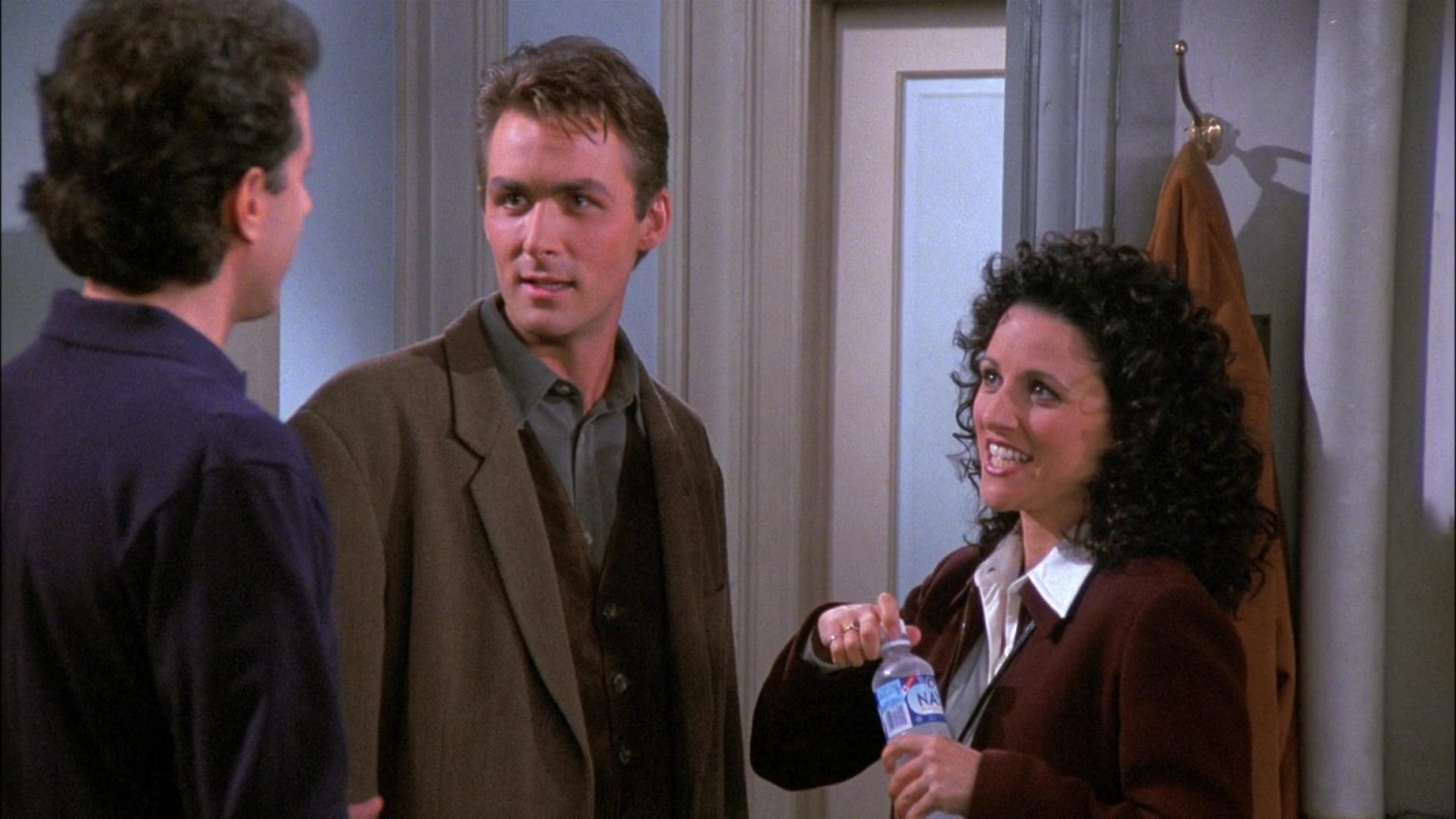 Films Et Séries Tv Avec Julia Louis-dreyfus Naya Water Enjoyed By Julia Louis-Dreyfus As Elaine Benes In Seinfeld