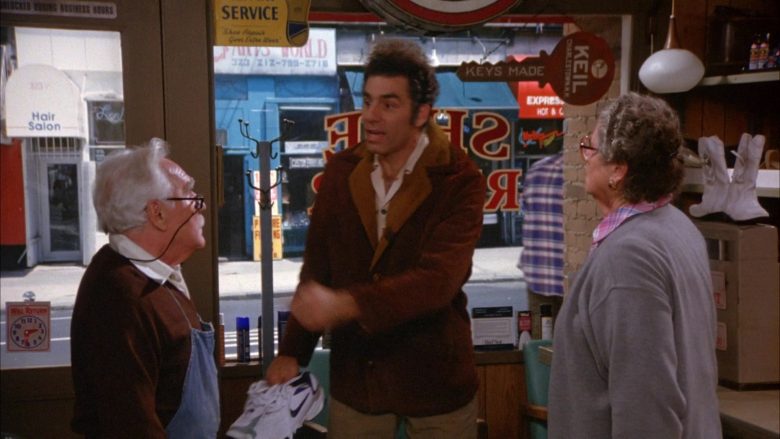 Nike Shoes in Seinfeld Season 6 Episode 8 The Mom & Pop Store (3)