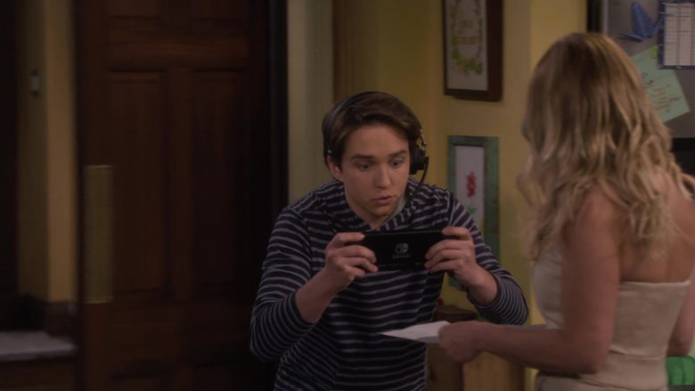 Nintendo Switch Video Game Console Held by Michael Campion as Jackson in Fuller House Season 5 Episode 5 (1)