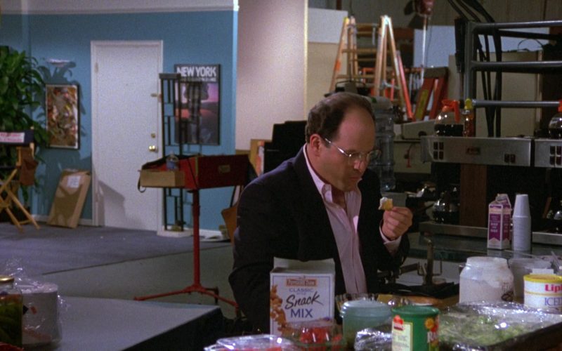 Pepperidge Farm Classic Snack Mix and Lipton Tea in Seinfeld Season 4 Episodes 23-24 The Pilot