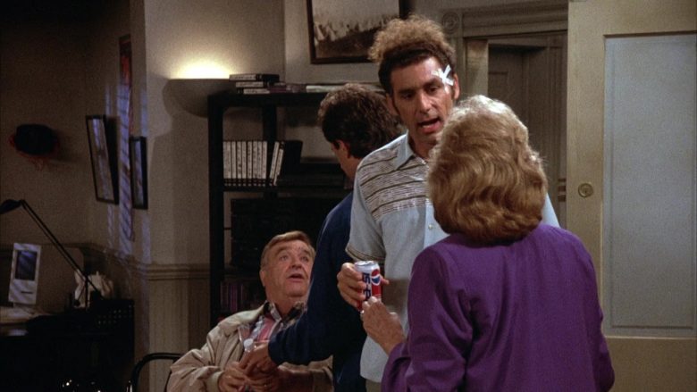 Pepsi Cola Enjoyed by Michael Richards as Cosmo Kramer in Seinfeld Season 4 Episode 5 (1)