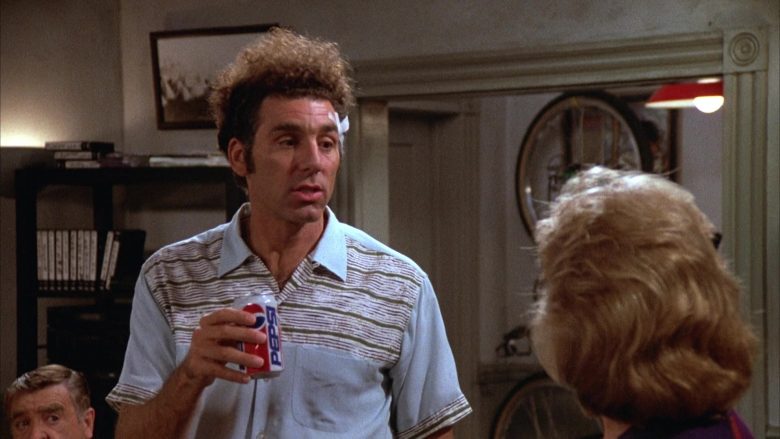 Pepsi Cola Enjoyed by Michael Richards as Cosmo Kramer in Seinfeld Season 4 Episode 5 (6)