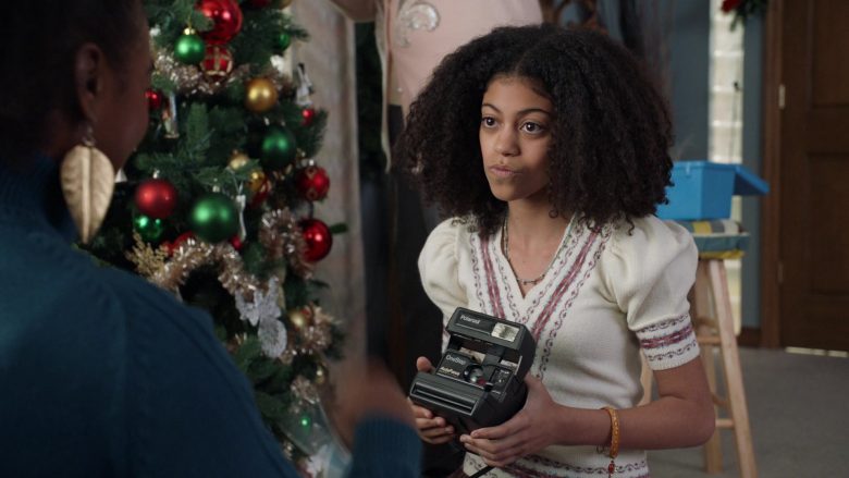Polaroid Camera Held by Arica Himmel as Rainbow ‘Bow' Johnson in Mixed-ish Season 1 Episode 10 (4)