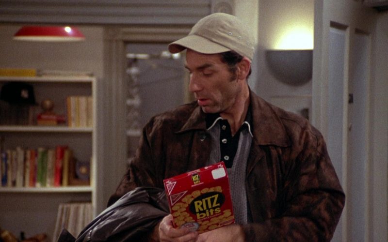 Ritz Bits Held by Michael Richards as Cosmo Kramer in Seinfeld Season 2 Episode 3 (5)