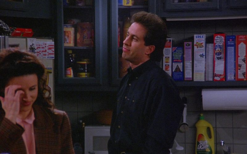 Sunlight Dishwashing Liquid in Seinfeld Season 6 Episode 17 The Kiss Hello (2)