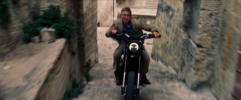 Triumph Bonneville Scrambler 1200 Motorcycle Used by Daniel Craig as James Bond in No Time to Die (2)