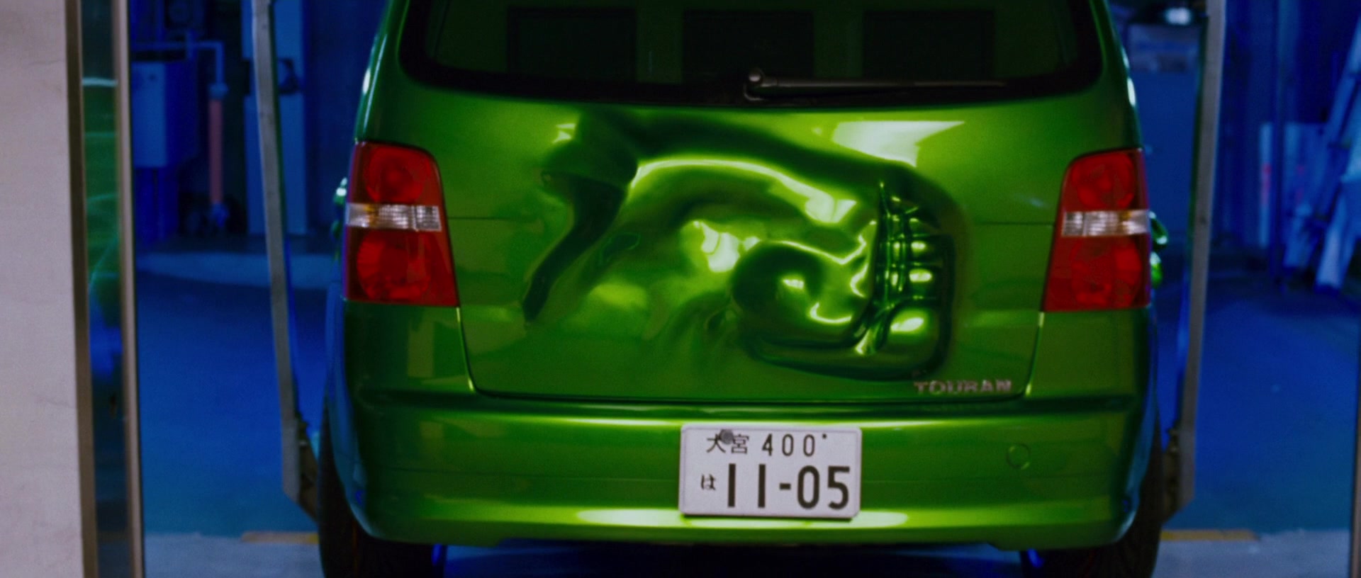 Volkswagen Touran I [Typ 1T] Green Compact MPV Car In The Fast And The  Furious: Tokyo Drift (2006)