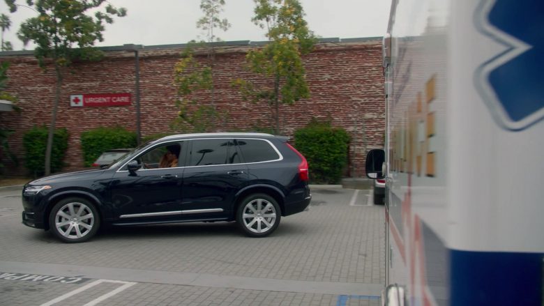Volvo XC90 SUV in Runaways Season 3 Episode 4 Rite of Thunder (3)