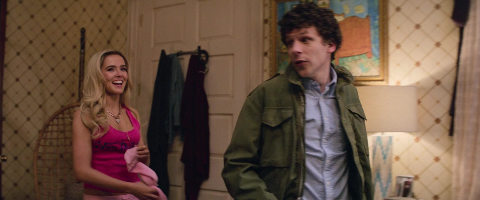 Von Dutch Tee Worn By Zoey Deutch As Madison In Zombieland: Double Tap