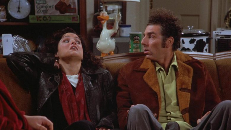 Wahl Comfort Zone Cordless Foot Massager and Pringles Chips in Seinfeld Season 7 Episode 13 The Seven (2)