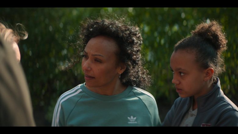 Adidas Sweatshirt in Green For Women in The Stranger Episode 1 (2)