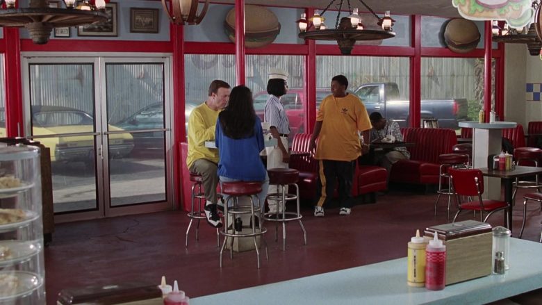 Adidas T-Shirt in Yellow Worn by Kenan Thompson as Dexter Reed in Good Burger (2)