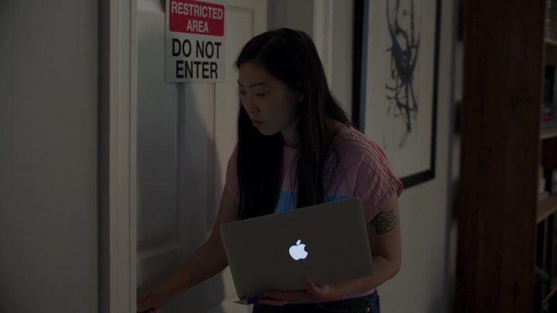 Apple MacBook Air Laptop Used by Awkwafina in Awkwafina Is Nora from Queens Season 1 Episode 1 Pilot (3)