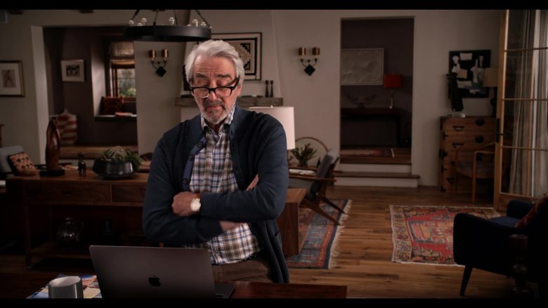 Apple MacBook Laptop Computer Used by Sam Waterston as Sol in Grace and Frankie Season 6 Episode 12 The Tank (1)
