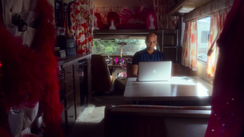 Apple MacBook Laptop Used by RuPaul as Ruby Red in AJ and the Queen Season 1 Episode 6 Little Rock (4)