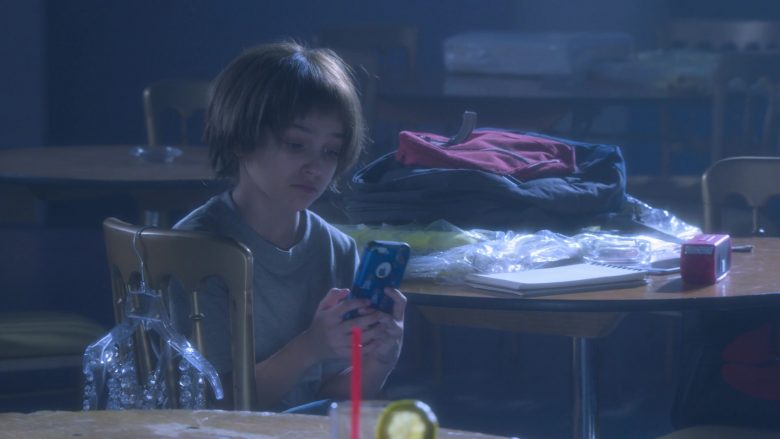 Apple iPhone Smartphone Used by Izzy Gaspersz in AJ and the Queen Season 1 Episode 4 Louisville (1)