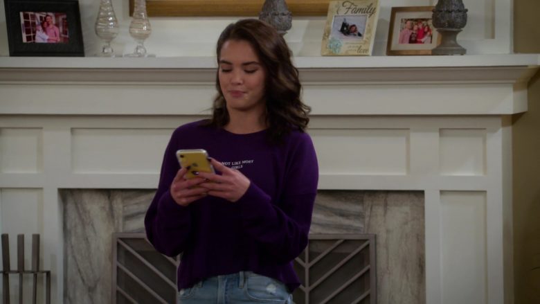 Apple iPhone Smartphone Used by Paris Berelc in Alexa & Katie Season 3 Episode 2 Stupid Binder