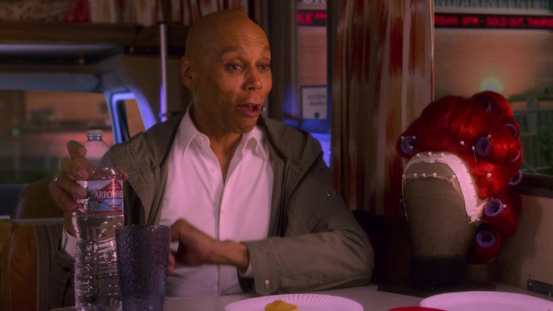 Arrowhead Water Bottle Held by RuPaul Andre Charles as Ruby Red in AJ and the Queen Season 1 Episode 10 Dallas (1)