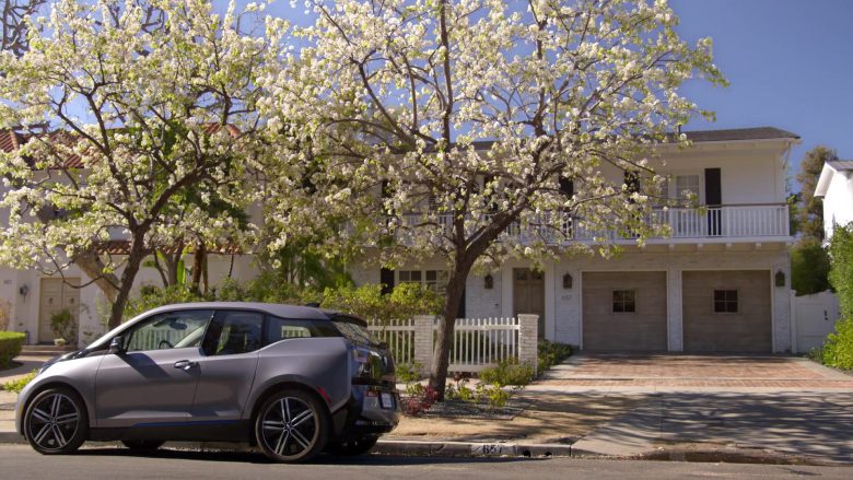 BMW i3 Car Used by Larry David in Curb Your Enthusiasm Season 10 Episode 1 Happy New Year 2020 TV Series (1)