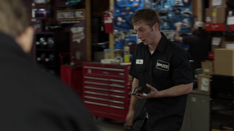 Born Free Cycles in Shameless Season 10 Episode 11 Location, Location, Location (1)