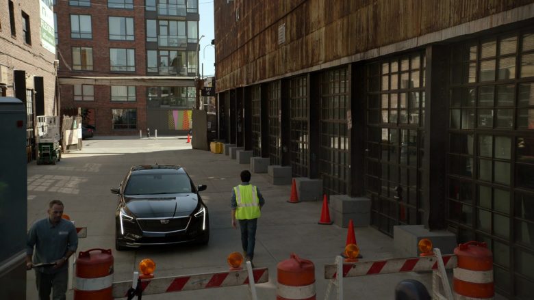 Cadillac Car Used by Liev Schreiber in Ray Donovan Season 7 Episode 8 Passport and a Gun (1)
