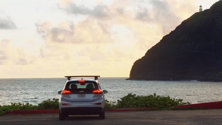 Chevrolet Bolt EV Car Driven by Meaghan Rath as Officer Tani Rey in Hawaii Five-0 Season 10 Episode 12 (2)