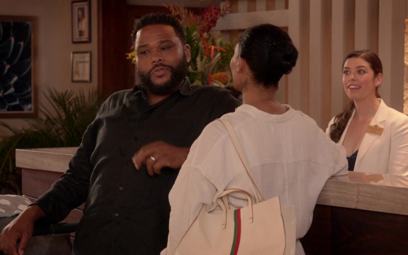 Gucci Bag Used by Tracee Ellis Ross as Bow in Black-ish Season 6 Episode 13 Kid Life Crisis (2020)