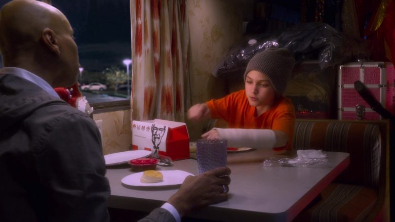 KFC Food Enjoyed by Izzy Gaspersz in AJ and the Queen Season 1 Episode 10 Dallas (3)