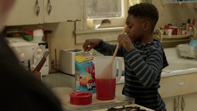 Kool-Aid Drink Enjoyed by Christian Isaiah as Liam Gallagher in Shameless Season 10 Episode 11 Location, Location, Location (1)