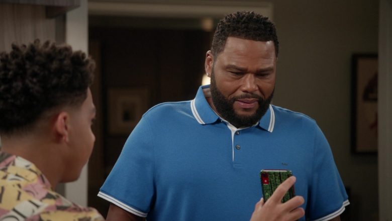 Michael Kors Blue Polo Shirt Worn by Anthony Anderson as Dre in Black-ish Season 6 Episode 11 Hair Day (2)