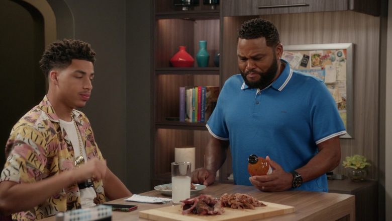 Michael Kors Blue Polo Shirt Worn by Anthony Anderson as Dre in Black-ish Season 6 Episode 11 Hair Day (3)
