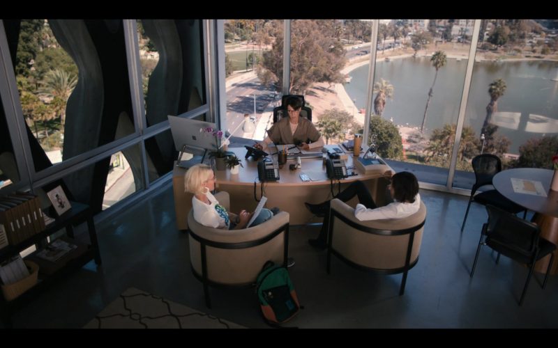 Microsoft Surface All-In-One Computer Used by Jennifer Beals as Bette Porter in The L Word Generation Q Season 1 (1)