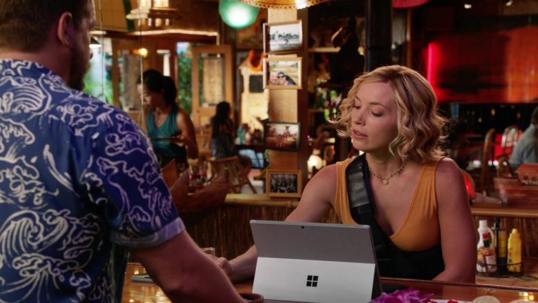 Microsoft Surface Tablet Used by Perdita Rose Annunziata Weeks as Juliet Higgins in Magnum P.I. Season 2 Episode 13 (4)