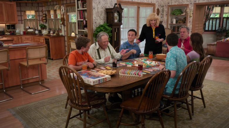 Milton Bradley The Game of Life Board Game Held by Wendi McLendon-Covey as Beverly in The Goldbergs (2)