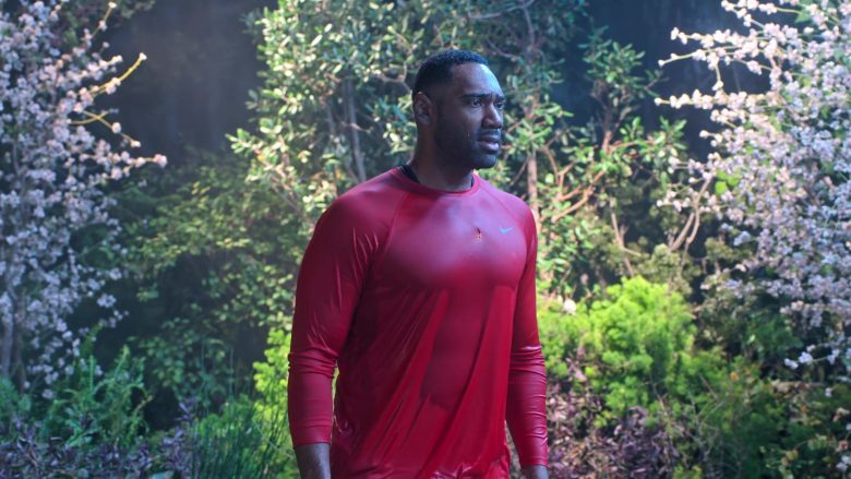 Nike Orange Long Sleeve T-Shirt Worn by Anthony Alabi as Moz McKellan in Family Reunion Season 1 Episode 13 – 2020 (3)