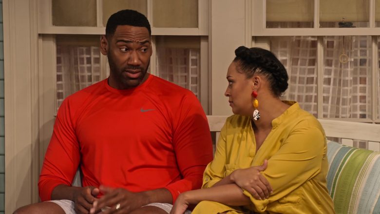 Nike Orange Long Sleeve T-Shirt Worn by Anthony Alabi as Moz McKellan in Family Reunion Season 1 Episode 13 – 2020 (5)