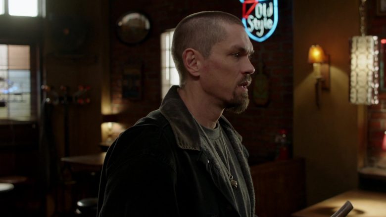 Old Style Beer Sign in Shameless Season 10 Episode 11 Location, Location, Location