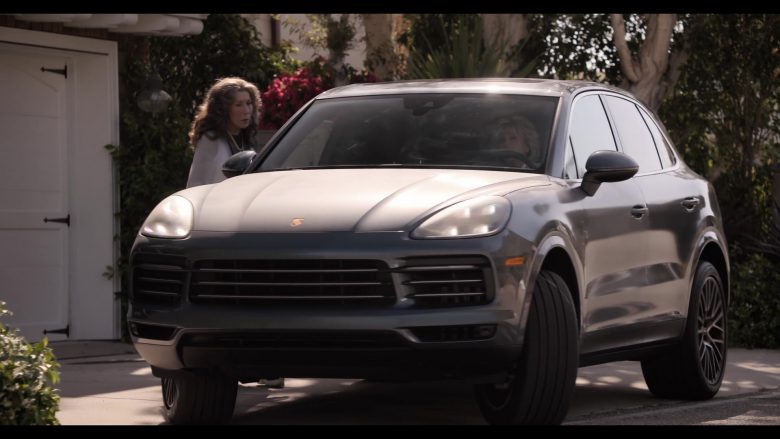 Porsche Cayenne Mid-Size Luxury Crossover Sport Utility Vehicle in Grace and Frankie Season 6 Episode 10 The Scent (2)