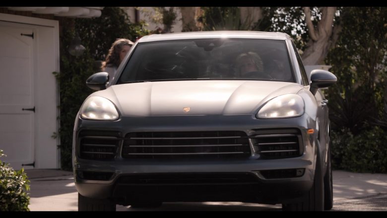 Porsche Cayenne Mid-Size Luxury Crossover Sport Utility Vehicle in Grace and Frankie Season 6 Episode 10 The Scent (3)