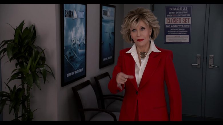 Shark Tank American Business Reality Television Series in Grace and Frankie Season 6 Episode 12 (2)