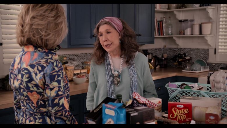 Tim's Potato Chips and Kraft Stove Top in Grace and Frankie Season 6 Episode 1 The Newlyweds