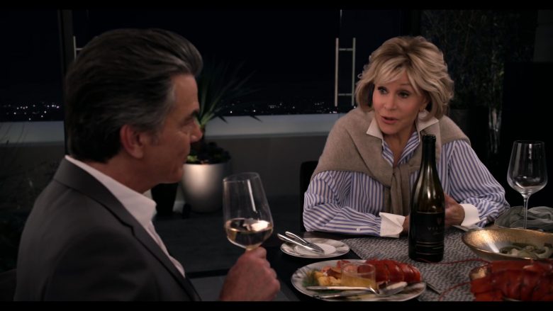 Viansa Wine Enjoyed by Peter Gallagher and Jane Fonda in Grace and Frankie Season 6 Episode 8 The Short Rib (2)