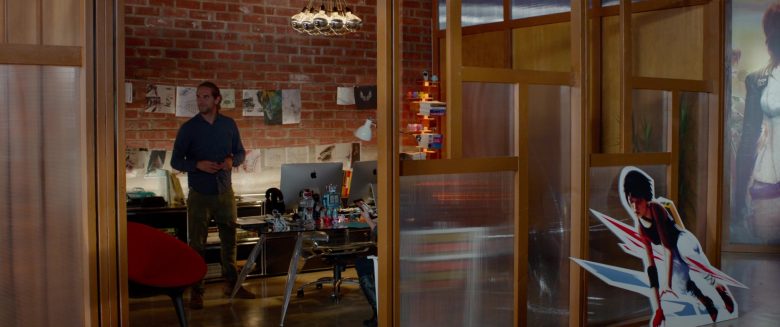 Apple iMac Computers in Alexander and the Terrible, Horrible, No Good, Very Bad Day (2014)