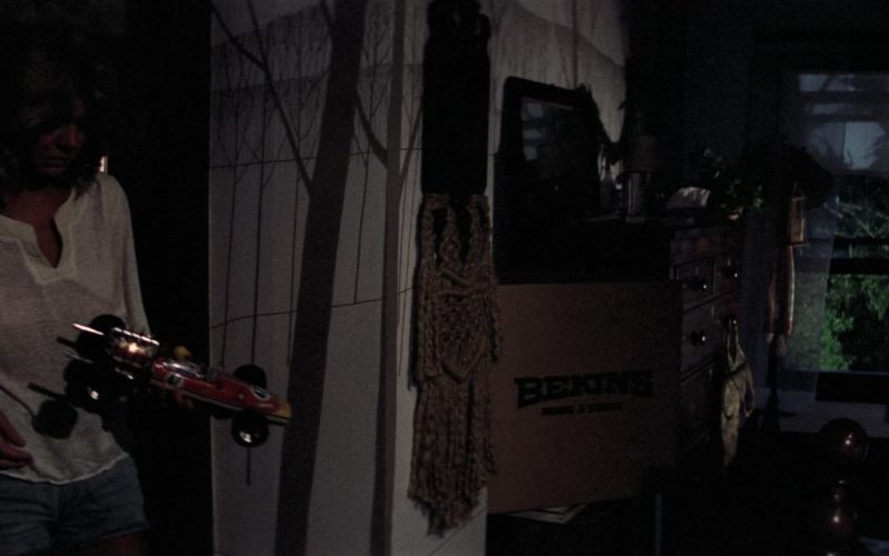 Bekins Van Lines Moving and Storage Company Box in Close Encounters of the Third Kind (1977)