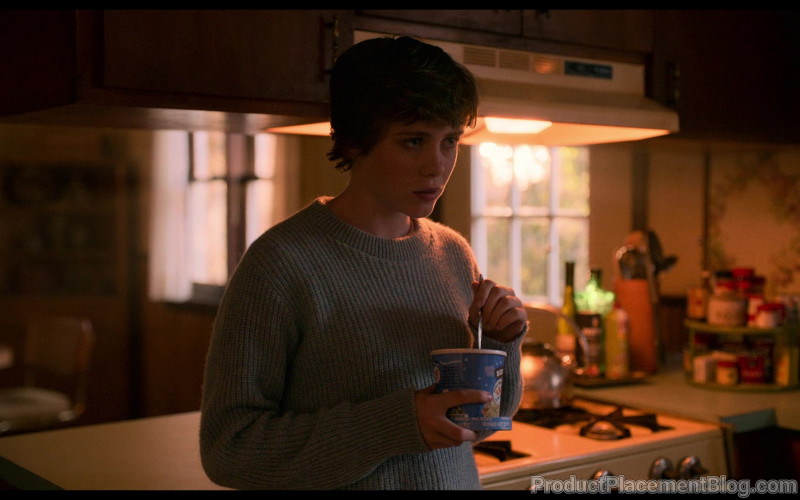 Ben & Jerry's Ice Cream Enjoyed by Sophia Lillis as Sydney Novak in I Am Not Okay with This S01E01