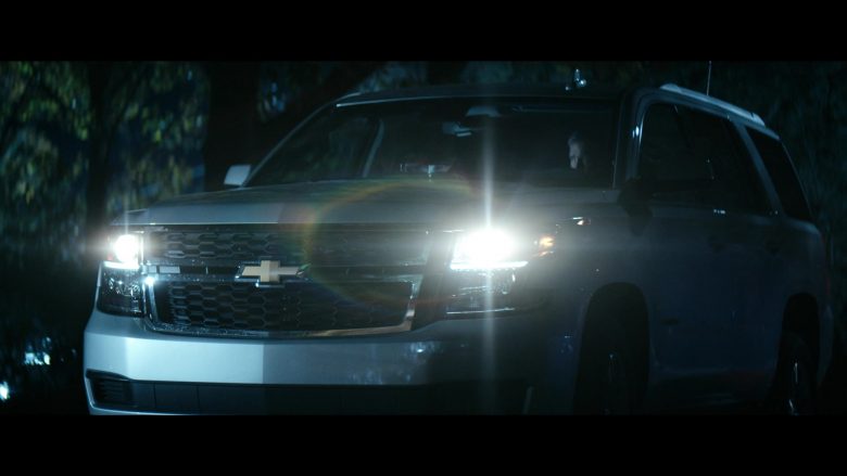 Chevrolet Car in Tell Me a Story Season 2 Episode 9 (2020)